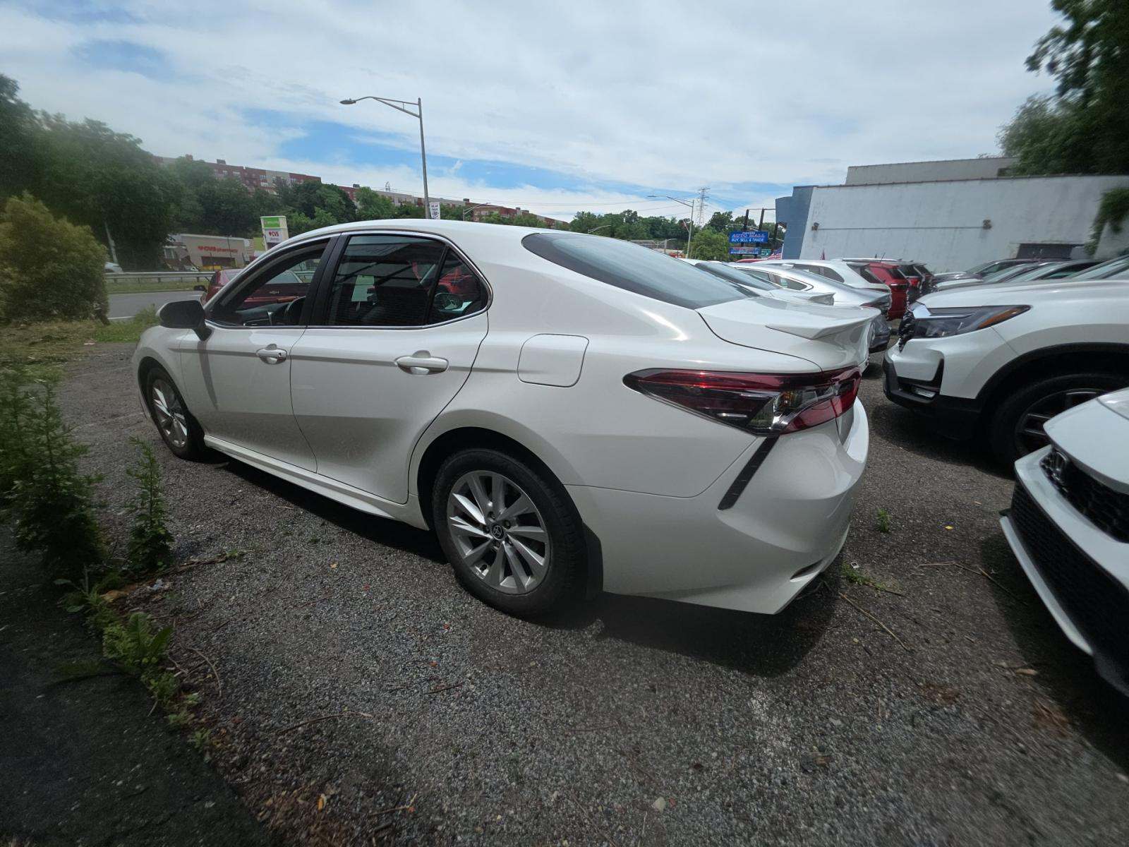 2023 Toyota Camry SE FWD