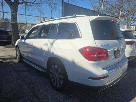 MERCEDES-BENZ GLS - 2