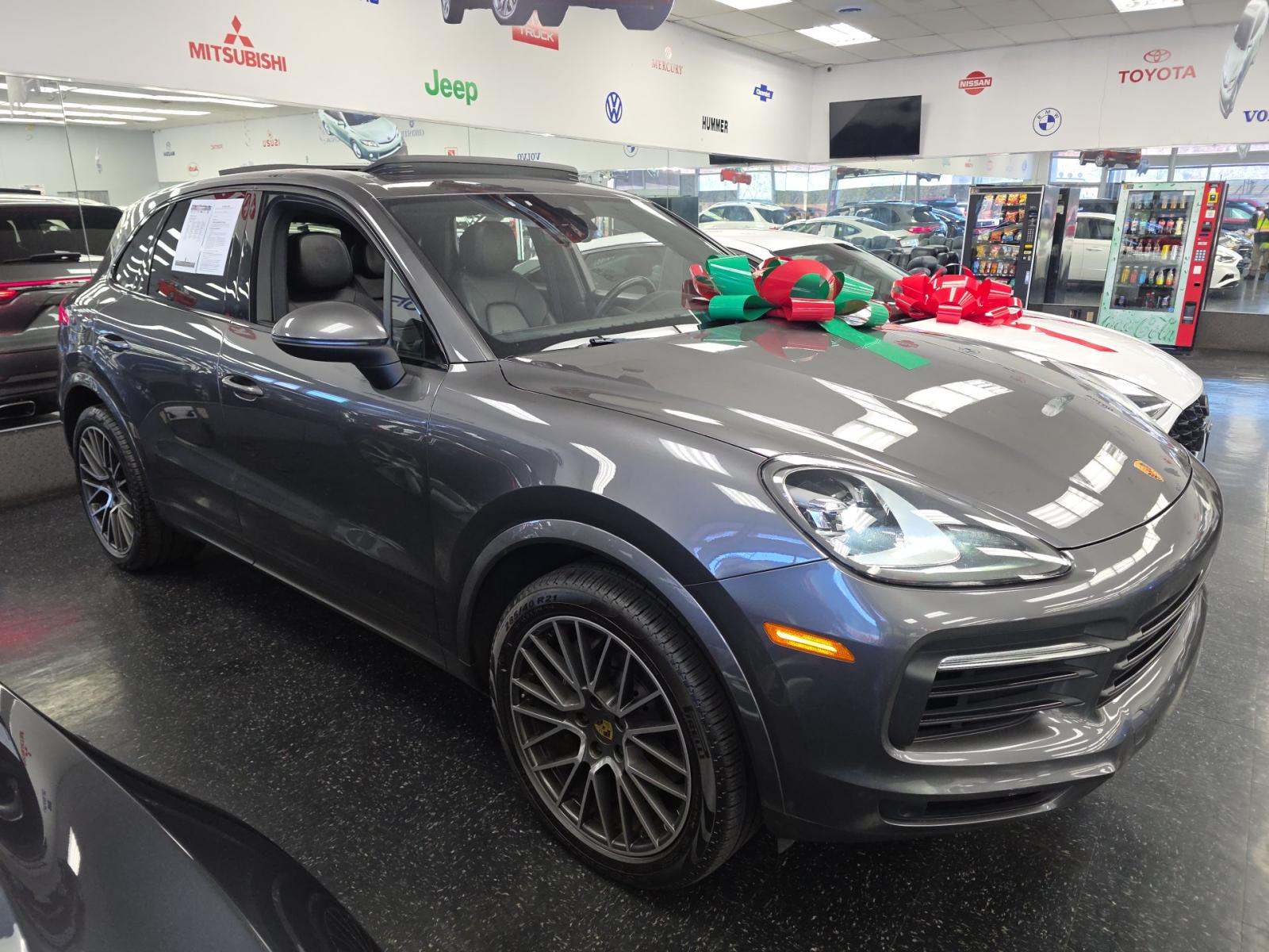 PORSCHE CAYENNE - 4