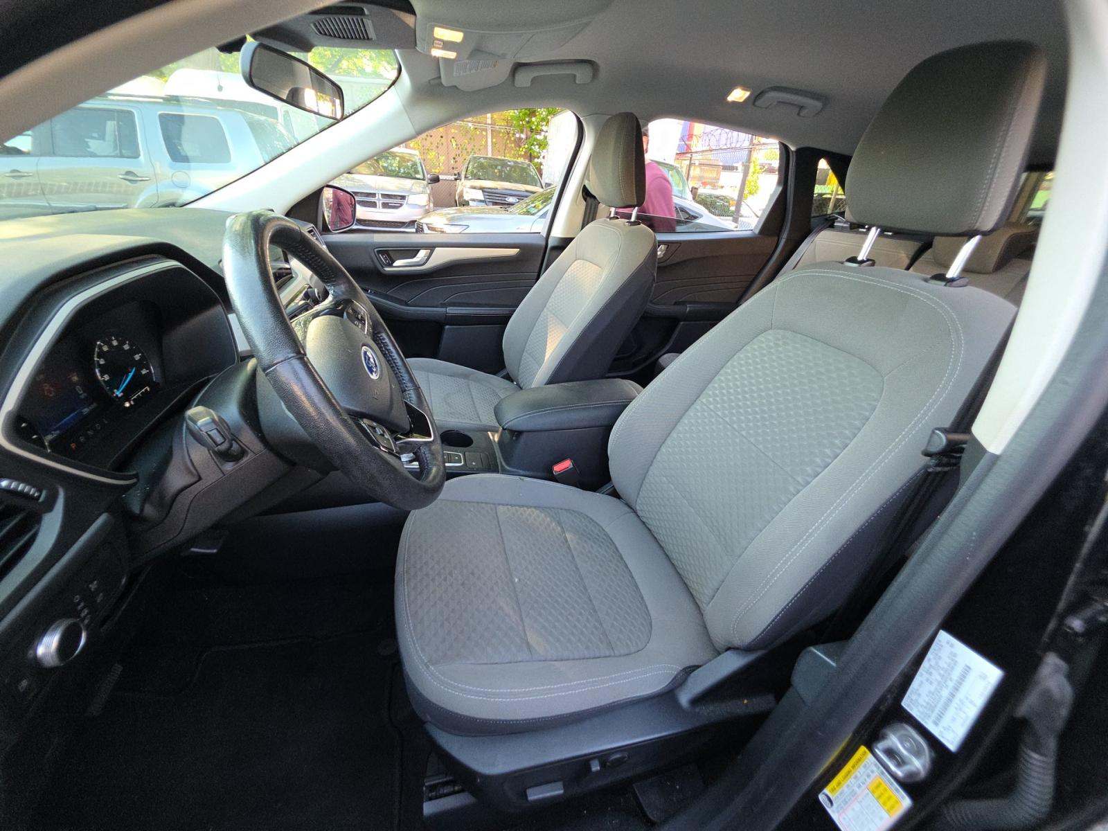 FORD ESCAPE - 6