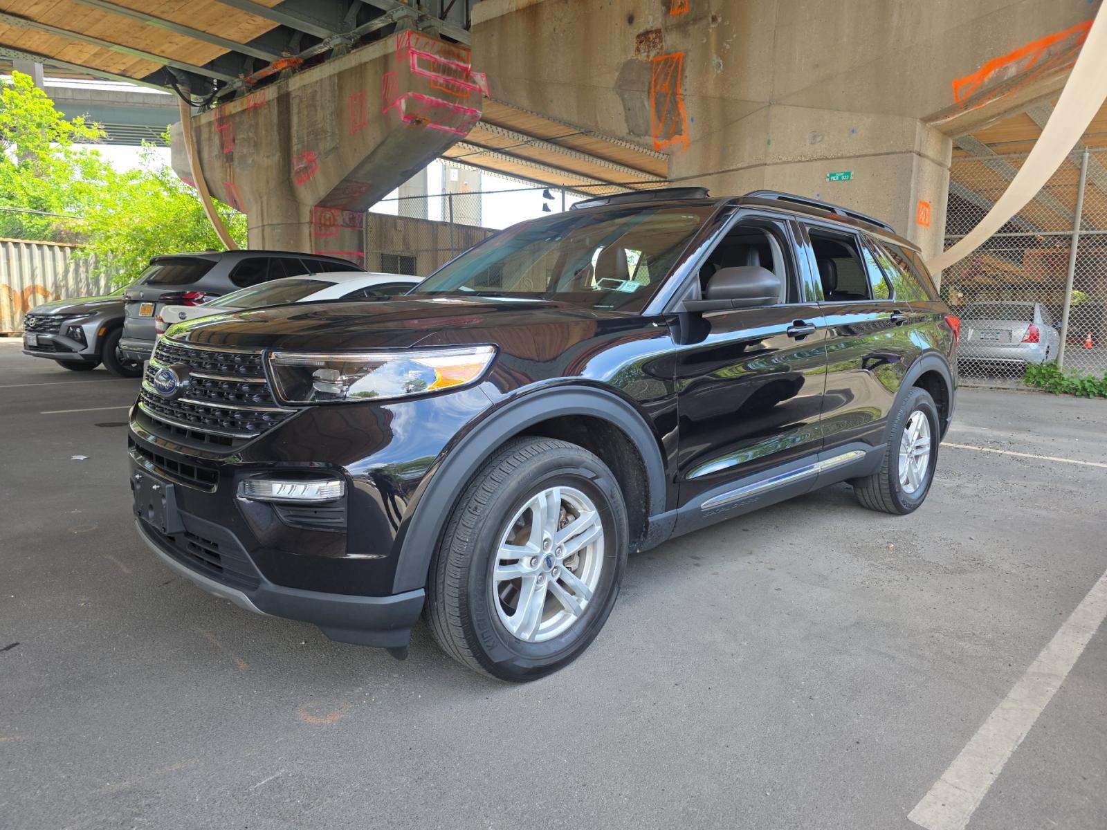 FORD EXPLORER - 1