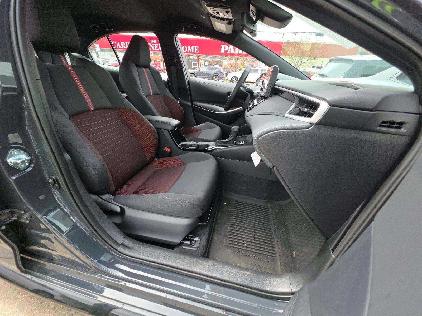 2025 Toyota Corolla SE FWD