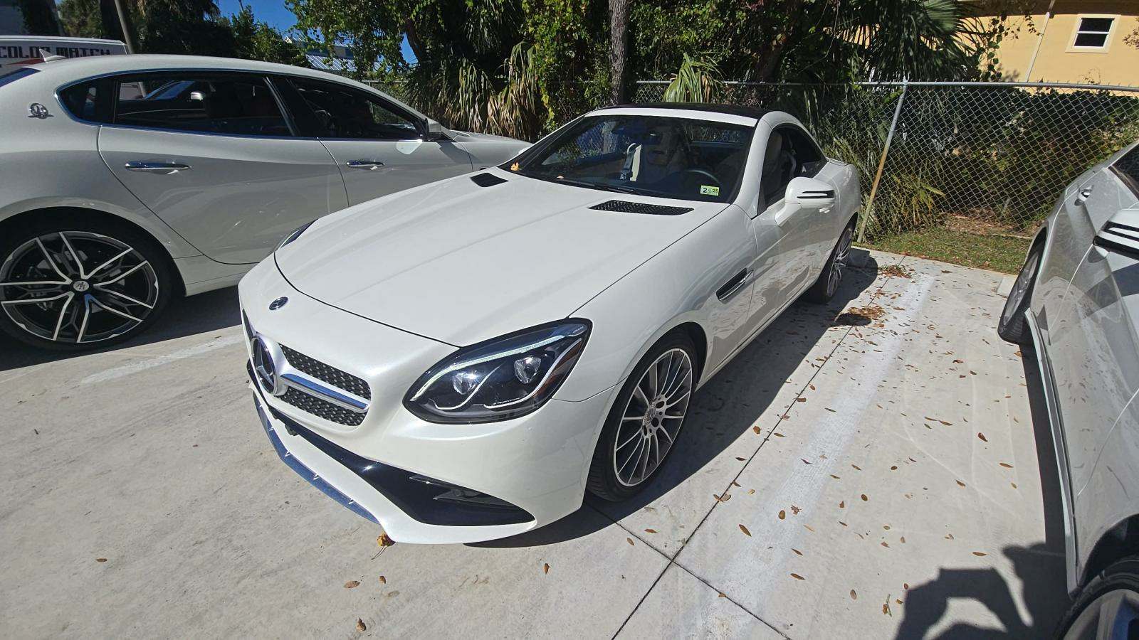 2020 Mercedes-Benz SLC 300