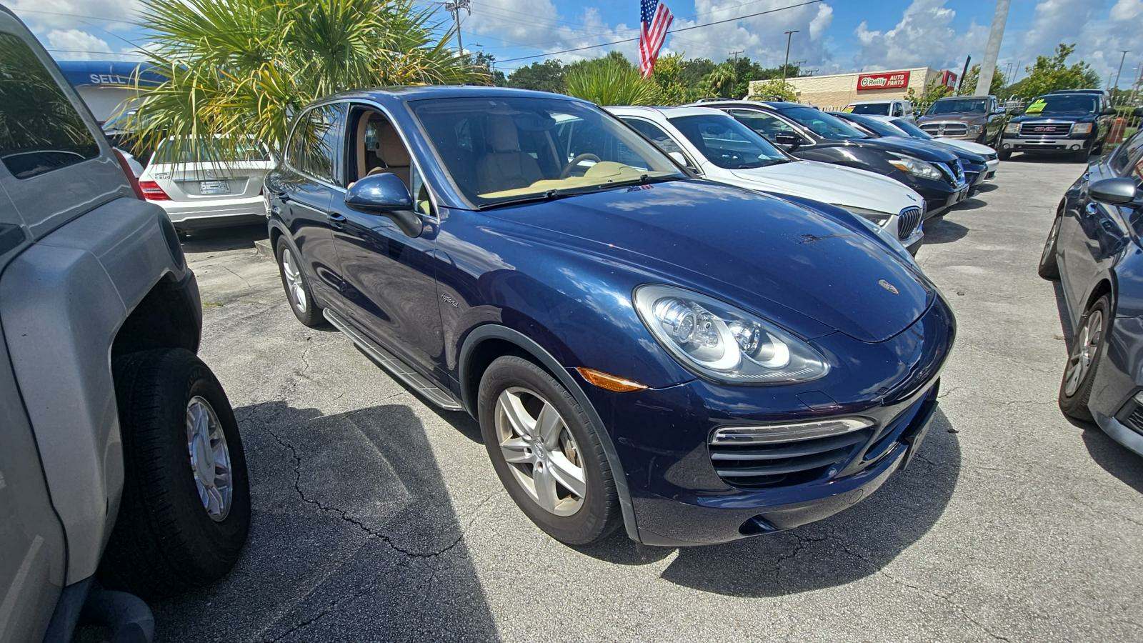 PORSCHE CAYENNE - 4