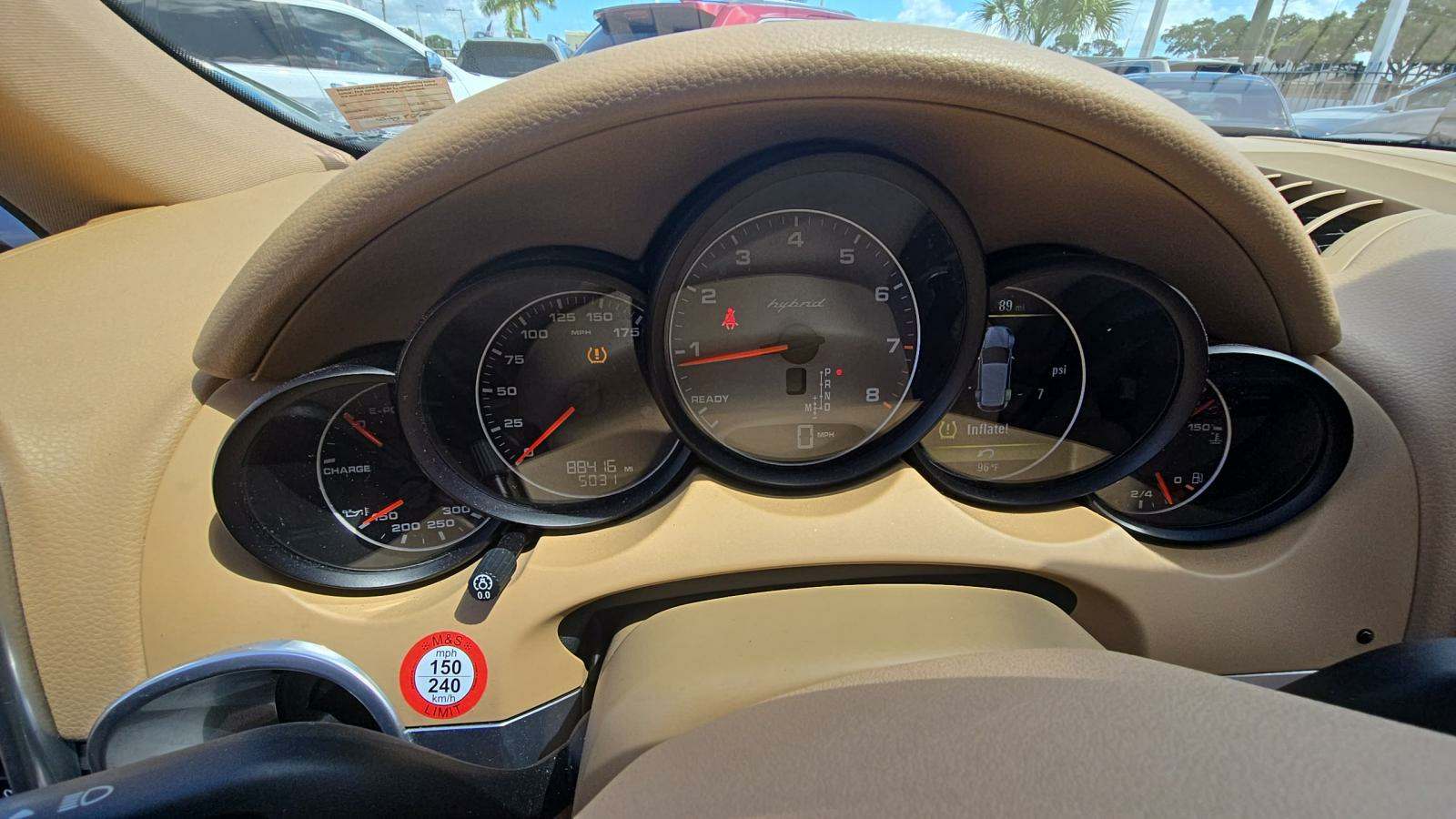 PORSCHE CAYENNE - 9