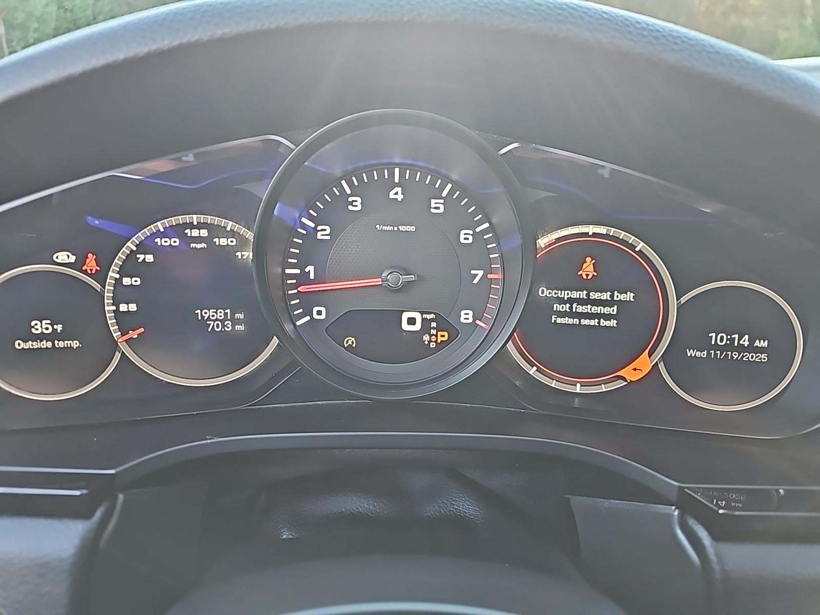 2023 Porsche Cayenne Platinum Edition AWD