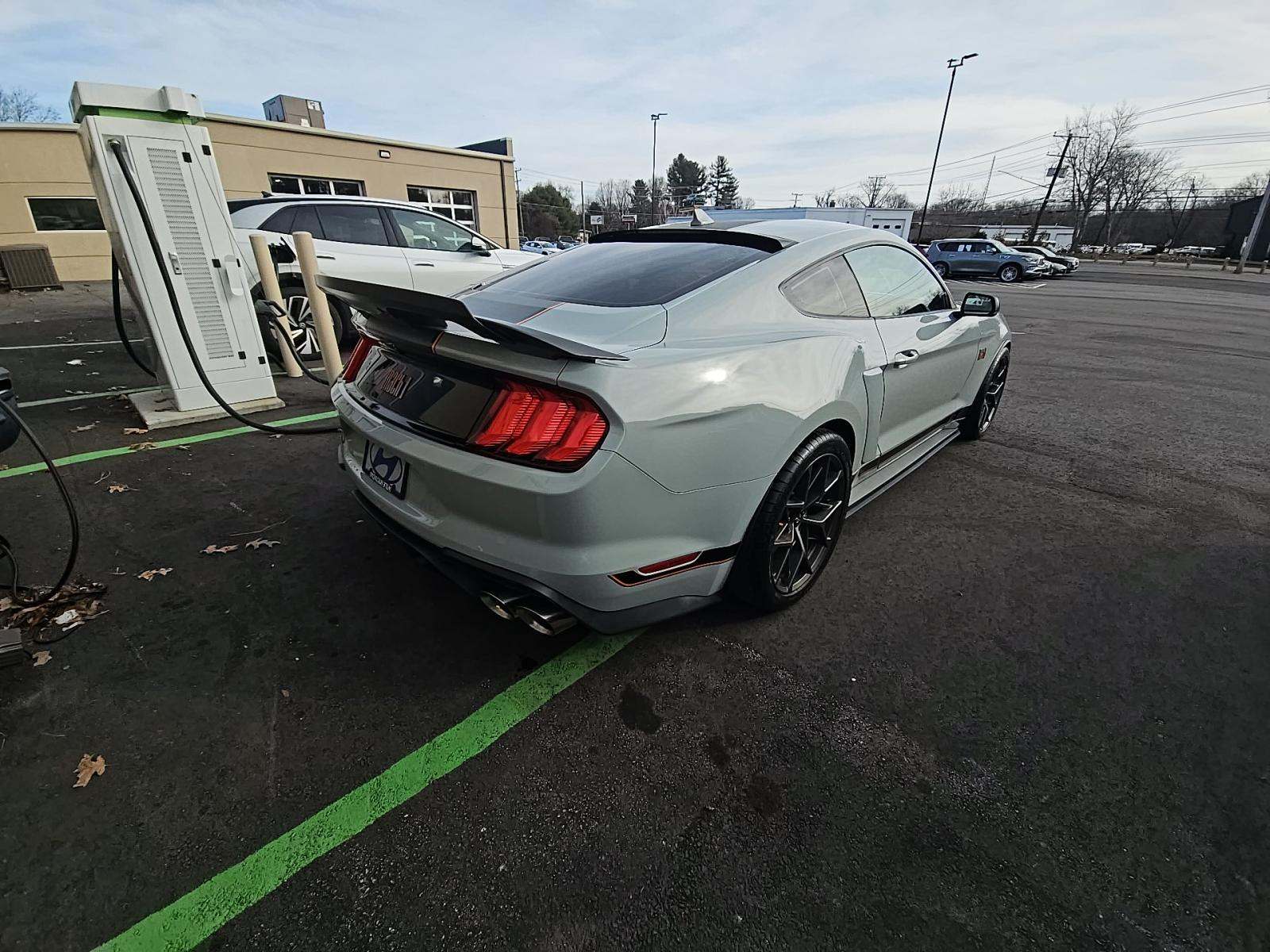 2022 Ford Mustang Mach 1 RWD