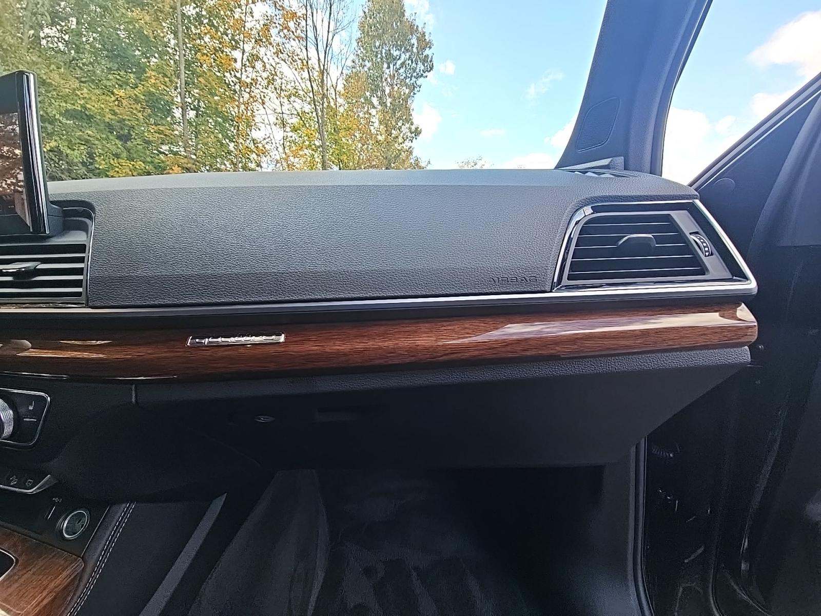 2024 Audi Q5 e Plug-In Hybrid S line Premium Plus AWD