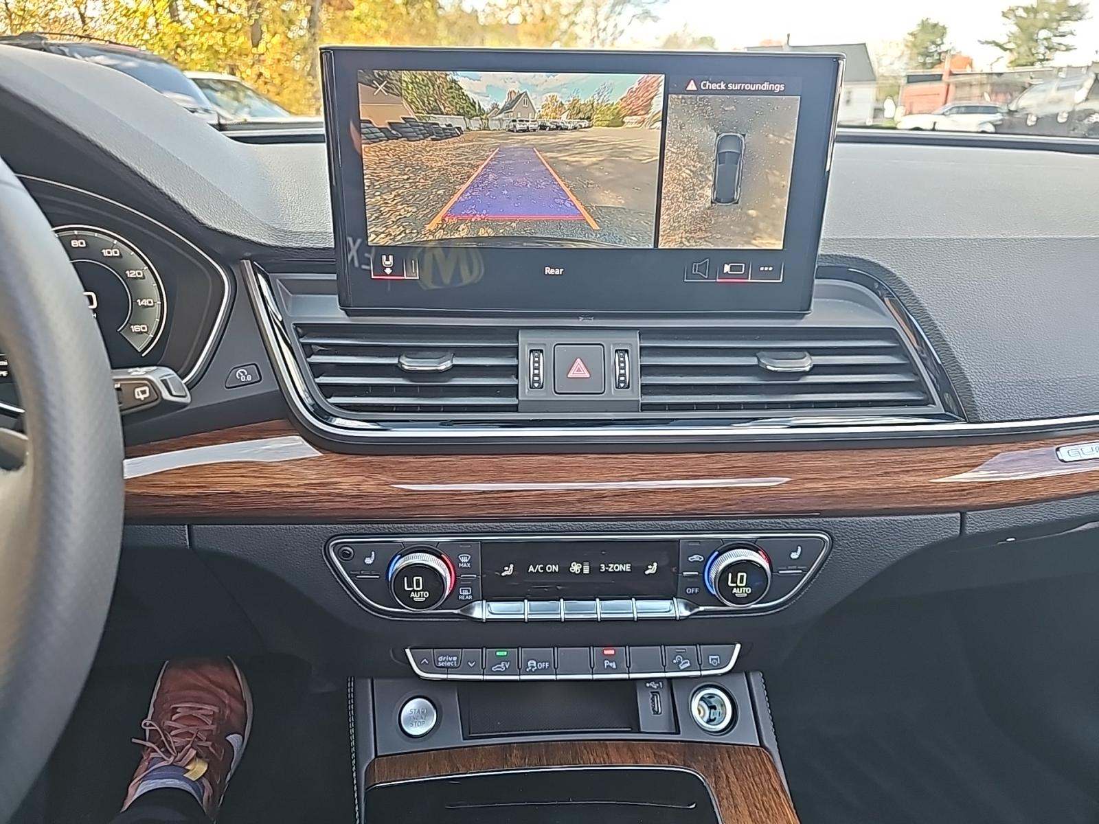 2024 Audi Q5 e Plug-In Hybrid S line Premium Plus AWD