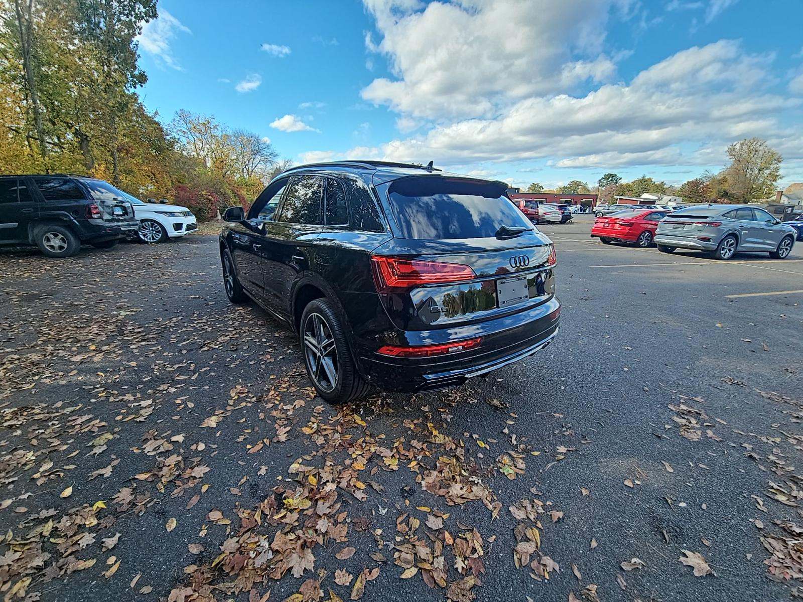 2024 Audi Q5 e Plug-In Hybrid S line Premium Plus AWD