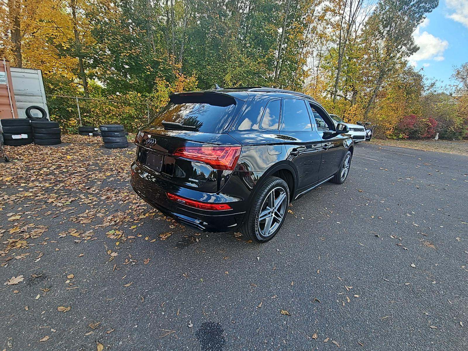 2024 Audi Q5 e Plug-In Hybrid S line Premium Plus AWD