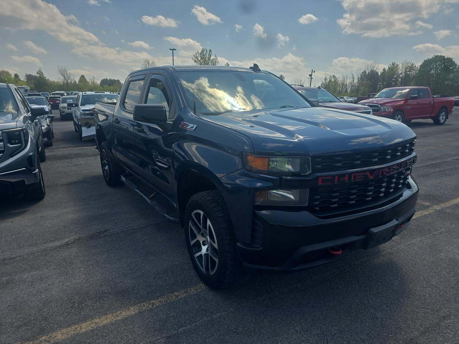 2019 Chevrolet Silverado 1500 Custom Trail Boss AWD