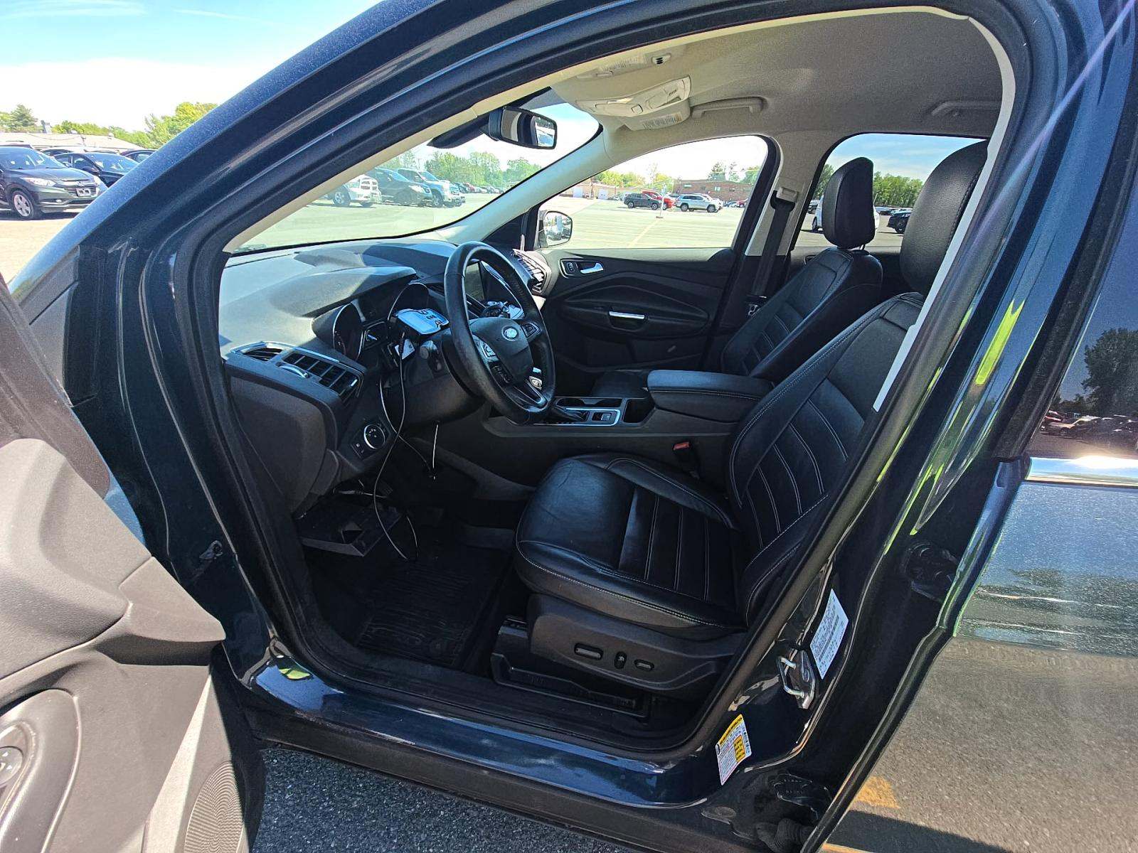 FORD ESCAPE - 6