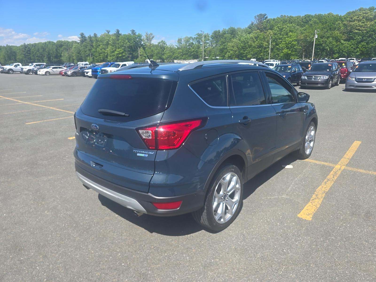 FORD ESCAPE - 3