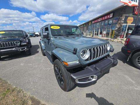 JEEP 4XE SAHARA - 4