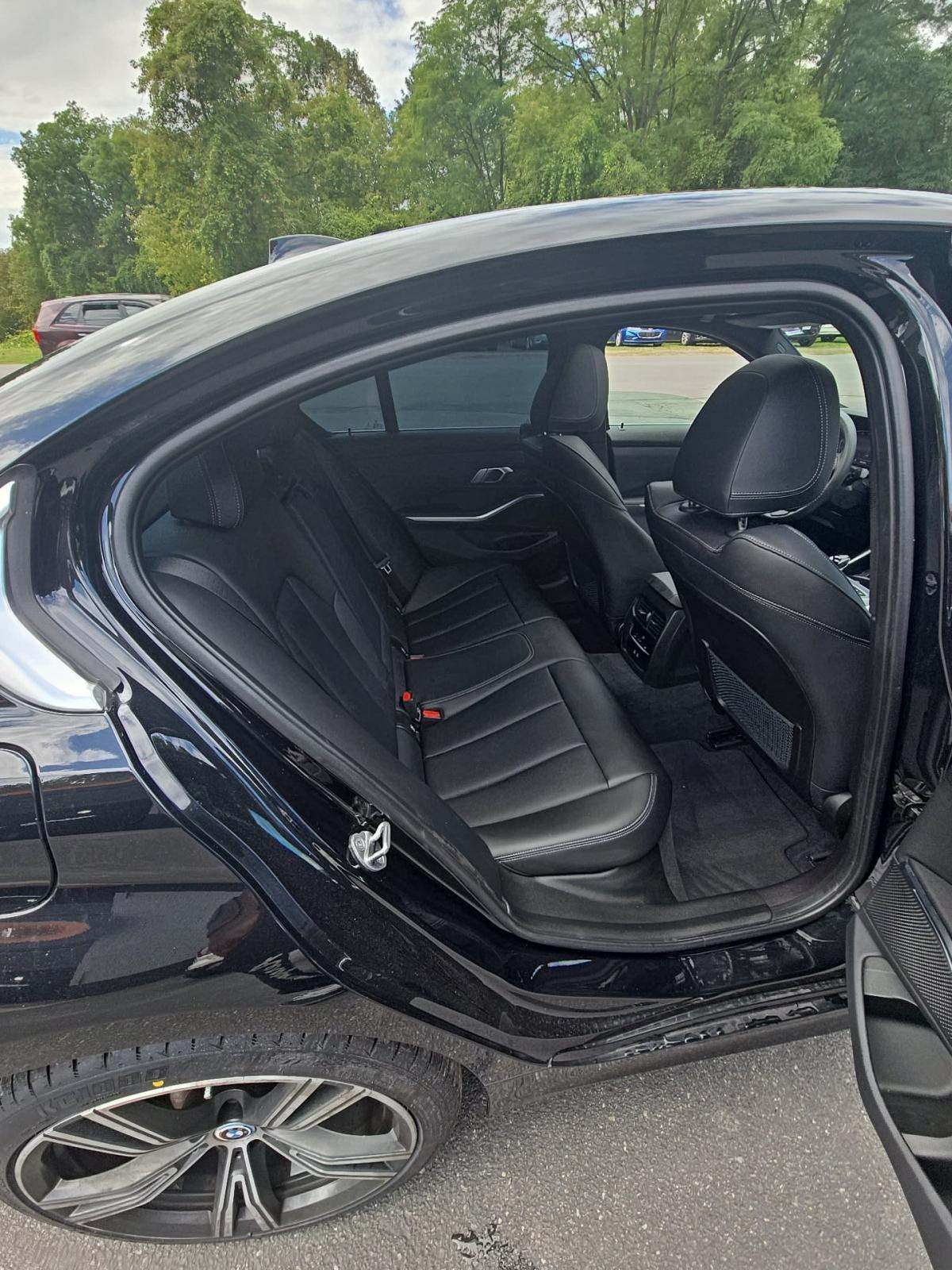 2022 BMW 3 Series 330i xDrive AWD