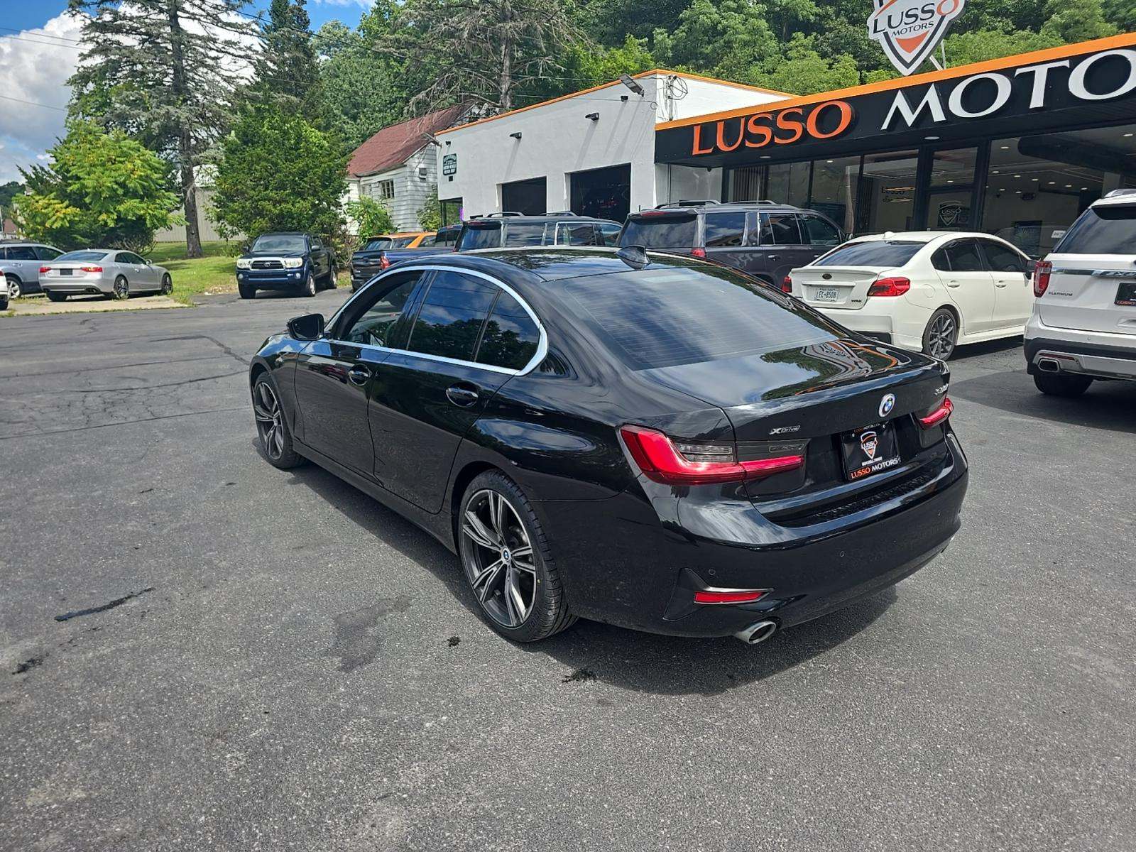 2022 BMW 3 Series 330i xDrive AWD
