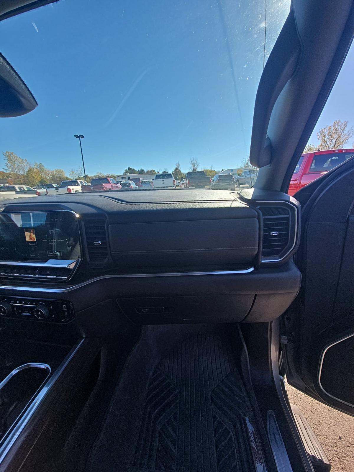 2023 Chevrolet Silverado 1500 RST AWD