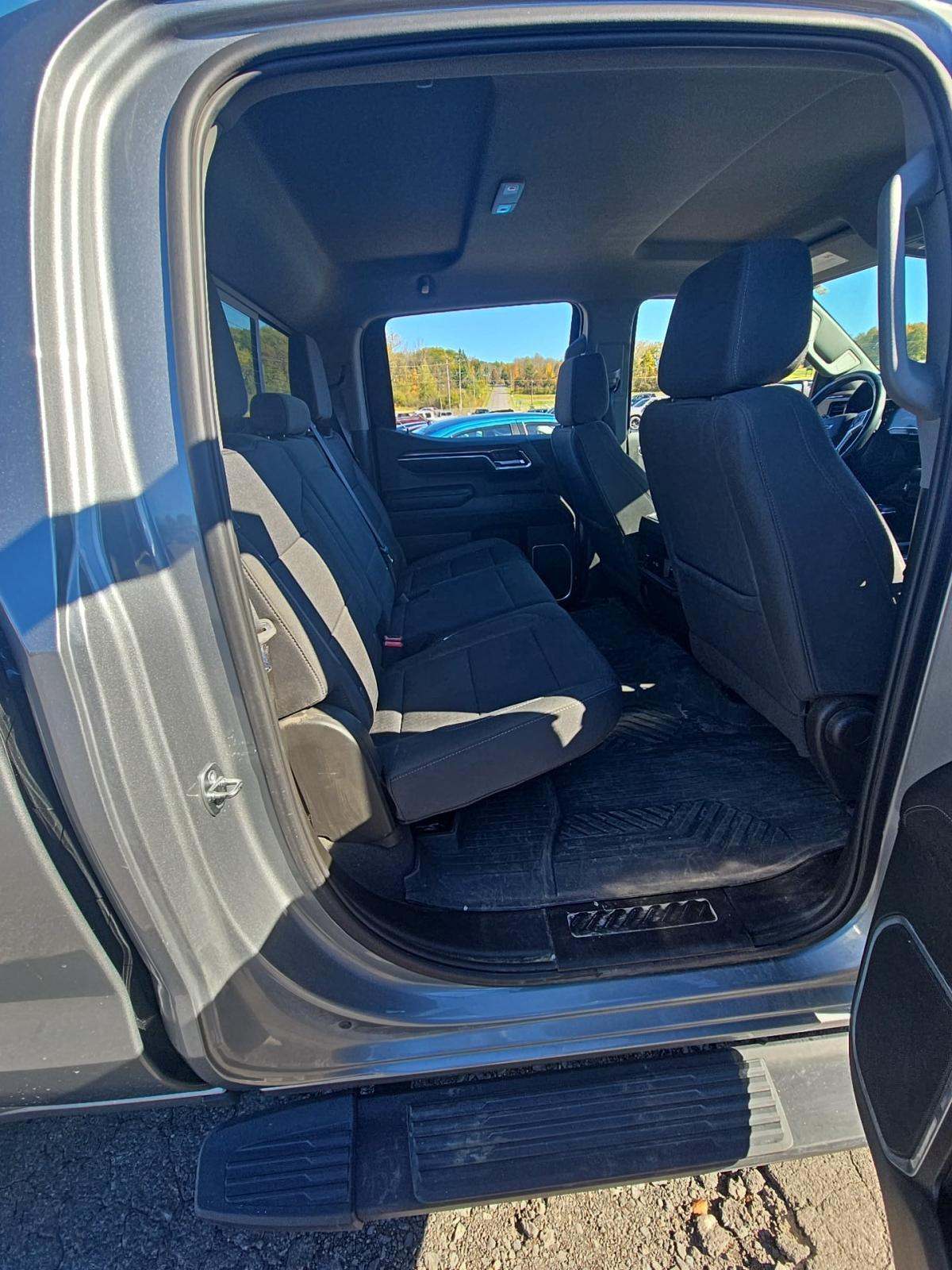 2023 Chevrolet Silverado 1500 RST AWD