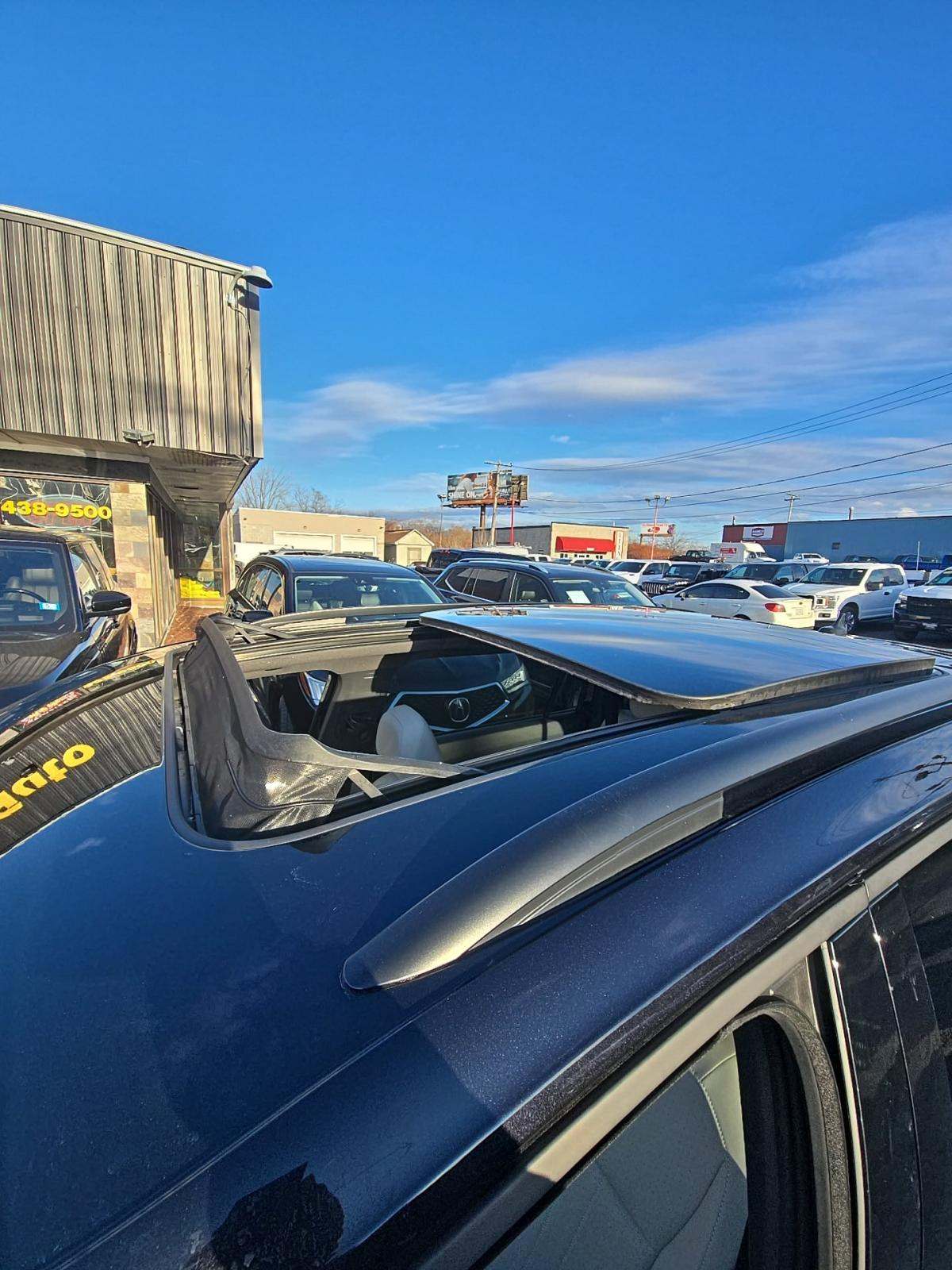 2023 Volkswagen Tiguan 2.0T SE R-Line Black AWD