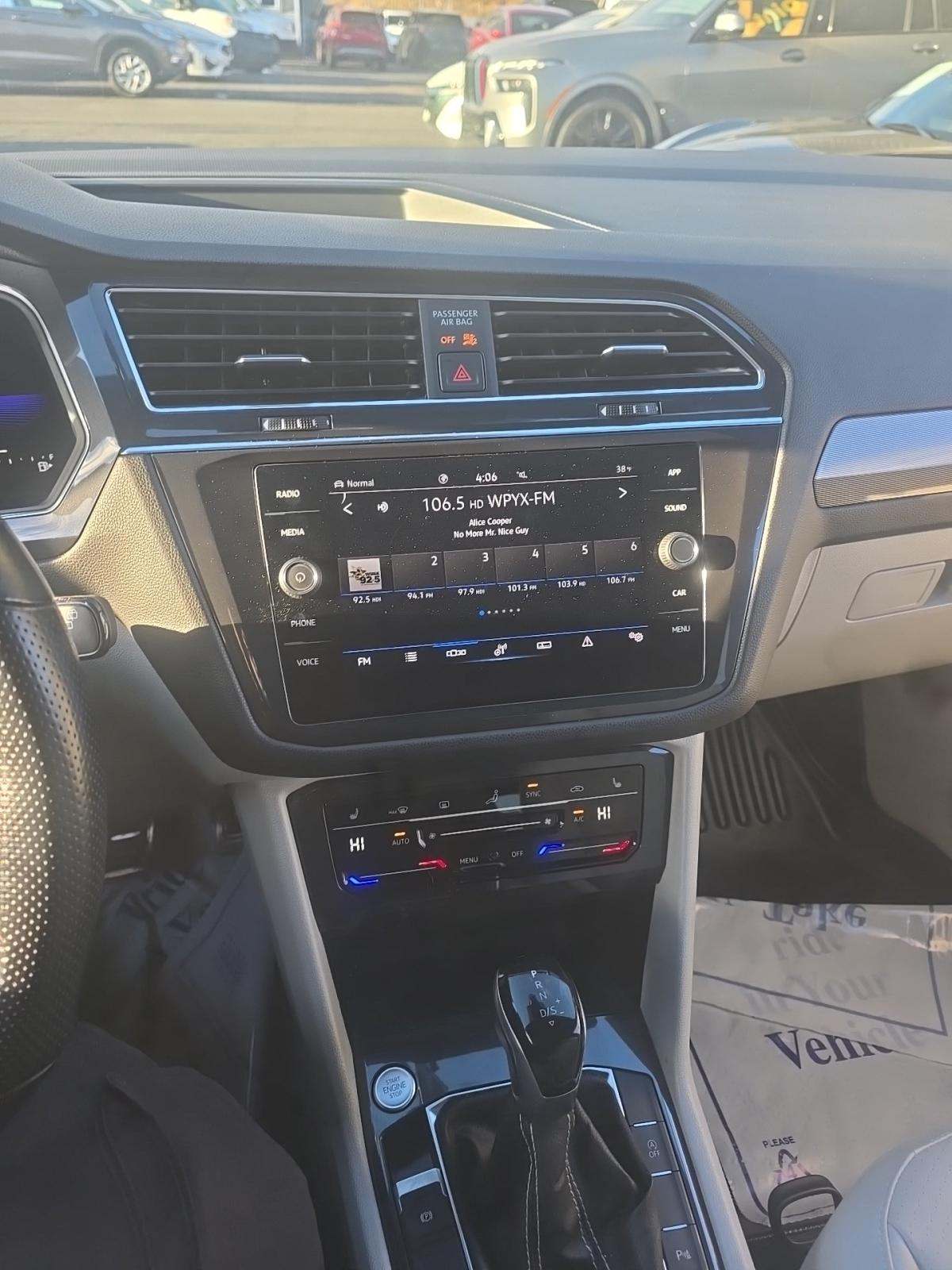 2023 Volkswagen Tiguan 2.0T SE R-Line Black AWD