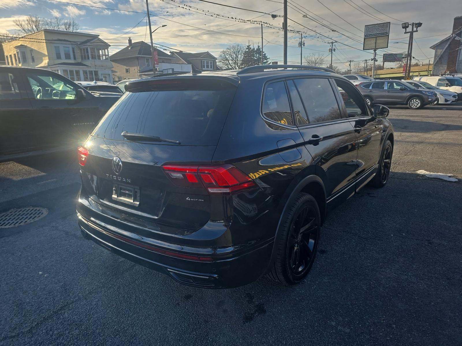 2023 Volkswagen Tiguan 2.0T SE R-Line Black AWD