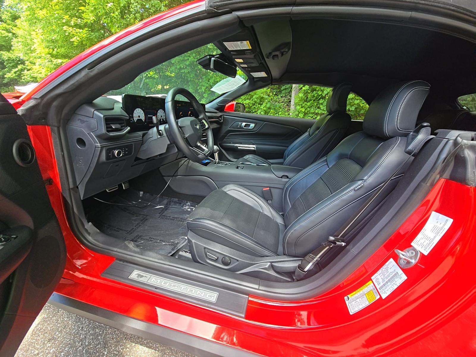 2025 Ford Mustang EcoBoost Premium RWD
