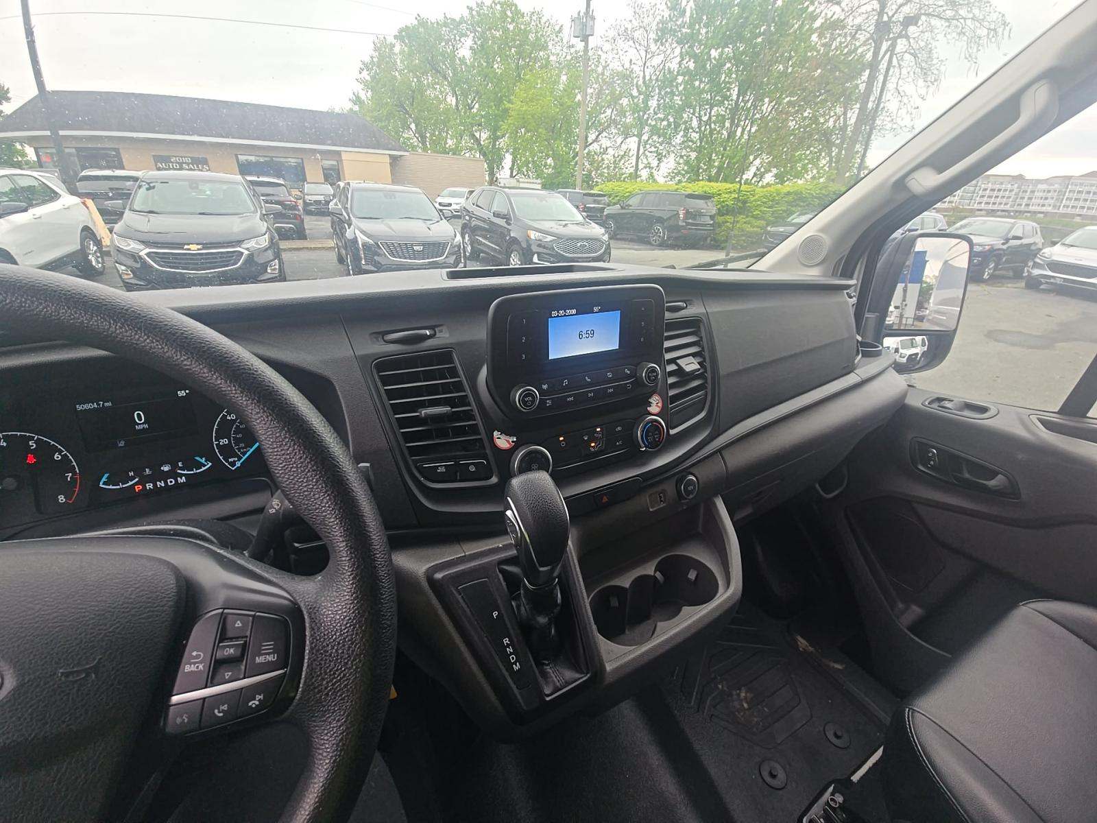 FORD TRANSIT 250 - 10