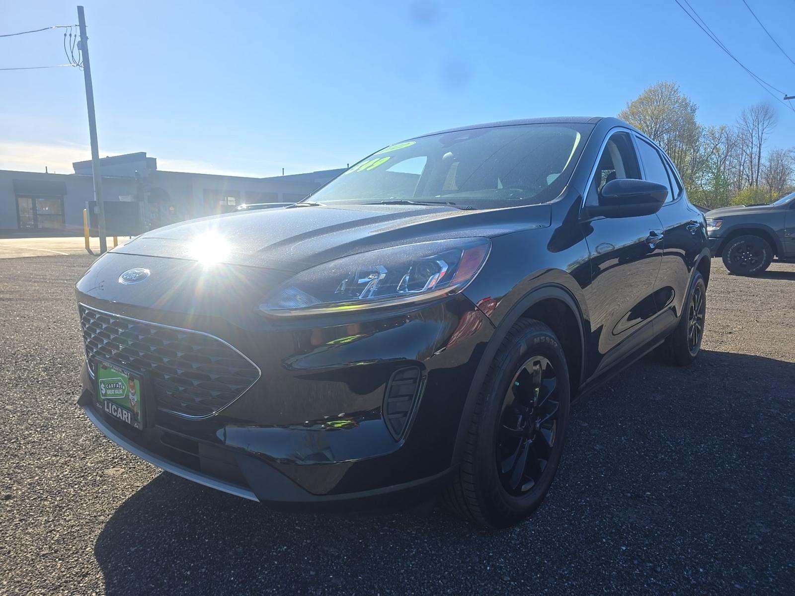 FORD ESCAPE - 1