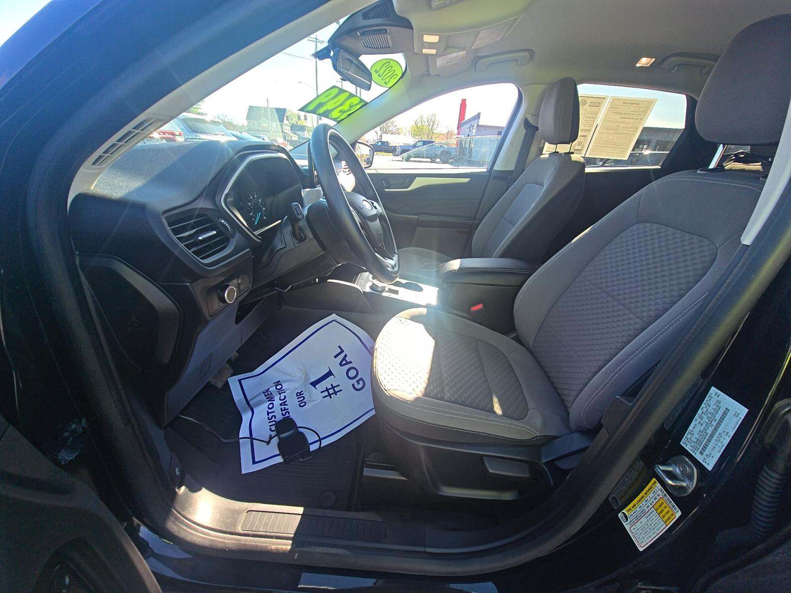 FORD ESCAPE - 6