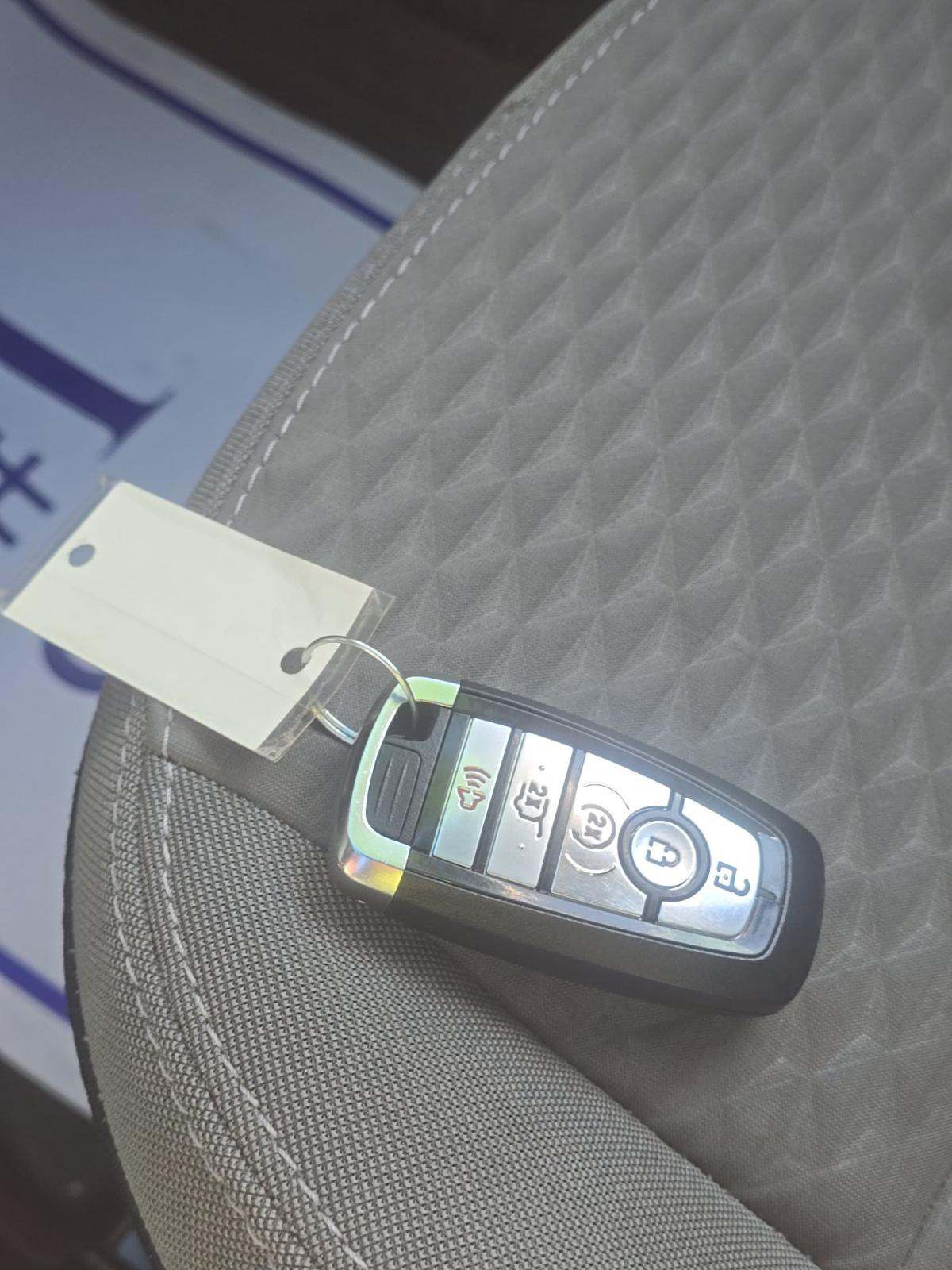 FORD ESCAPE - 8
