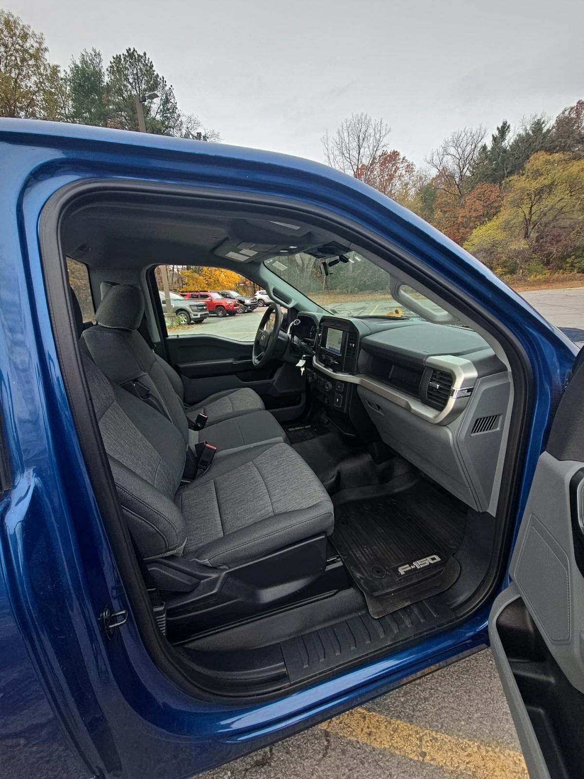 2022 Ford F-150 XL RWD