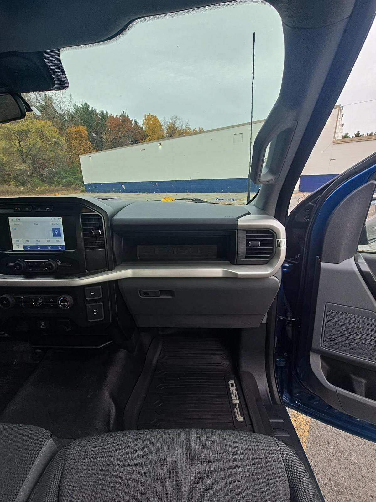 2022 Ford F-150 XL RWD