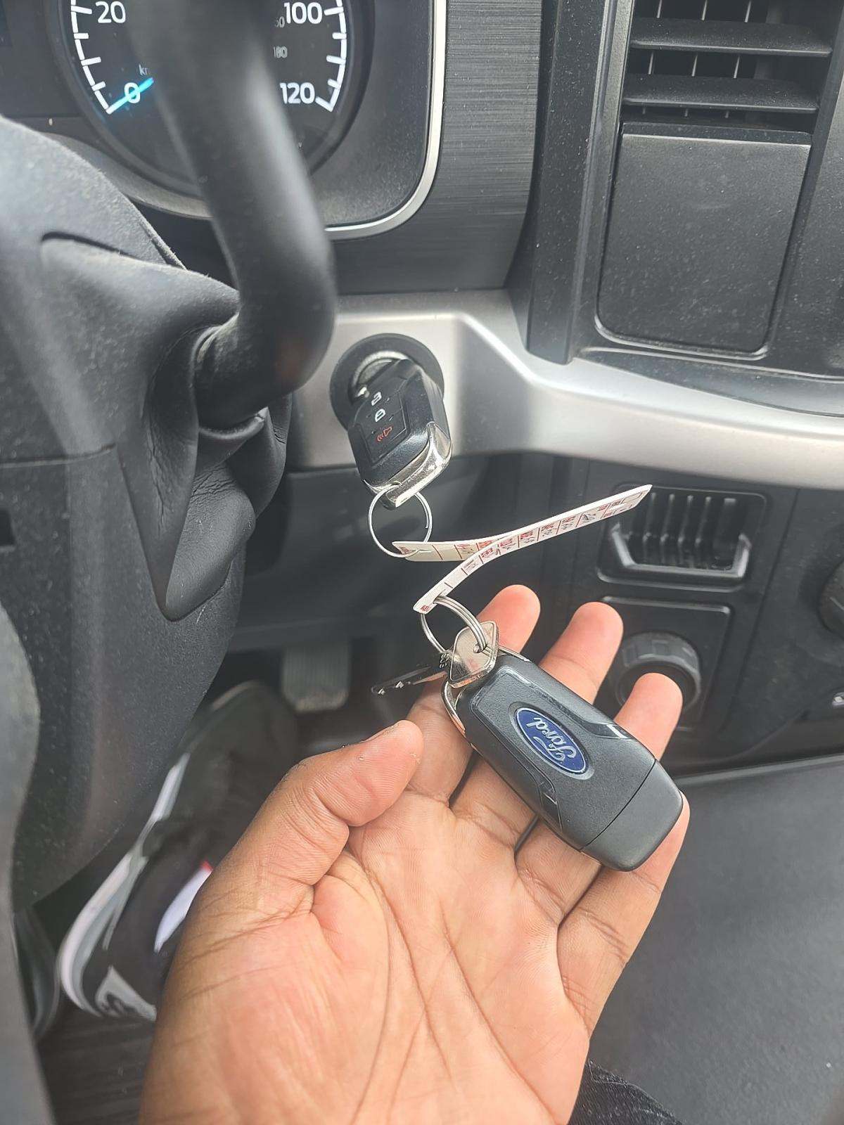 2022 Ford F-150 XL RWD