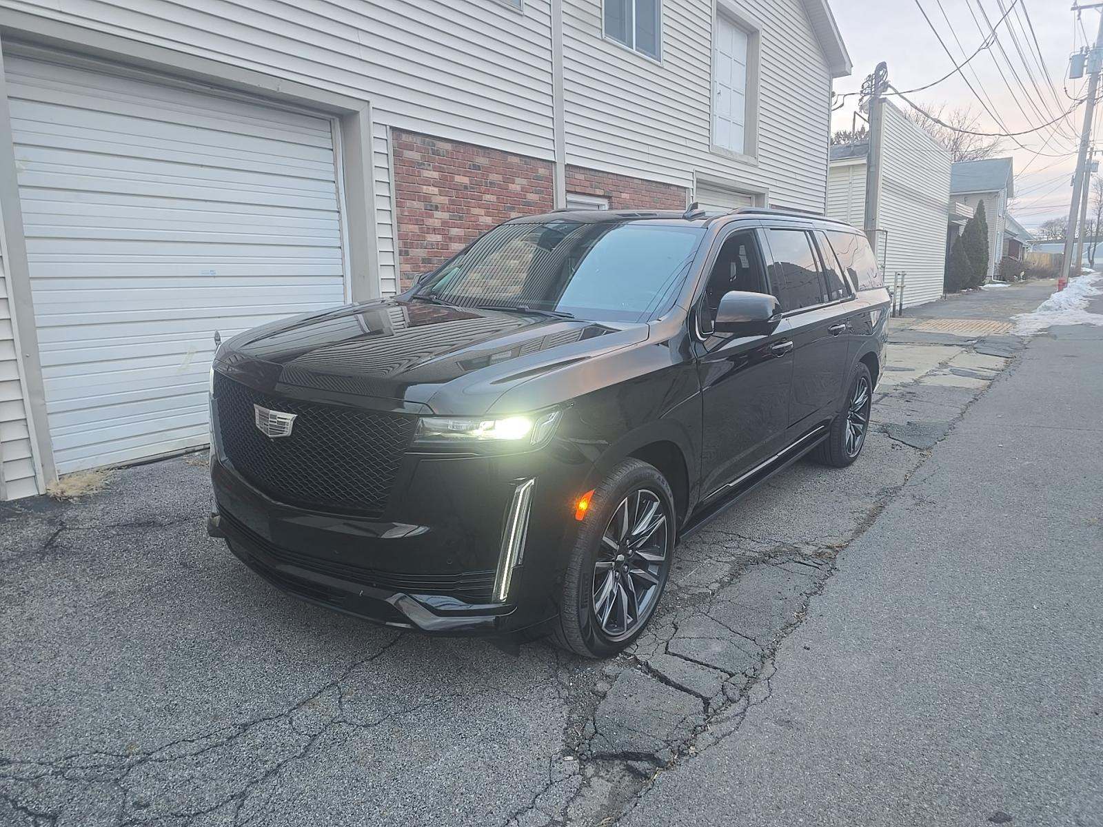 2022 Cadillac Escalade ESV Sport Platinum AWD