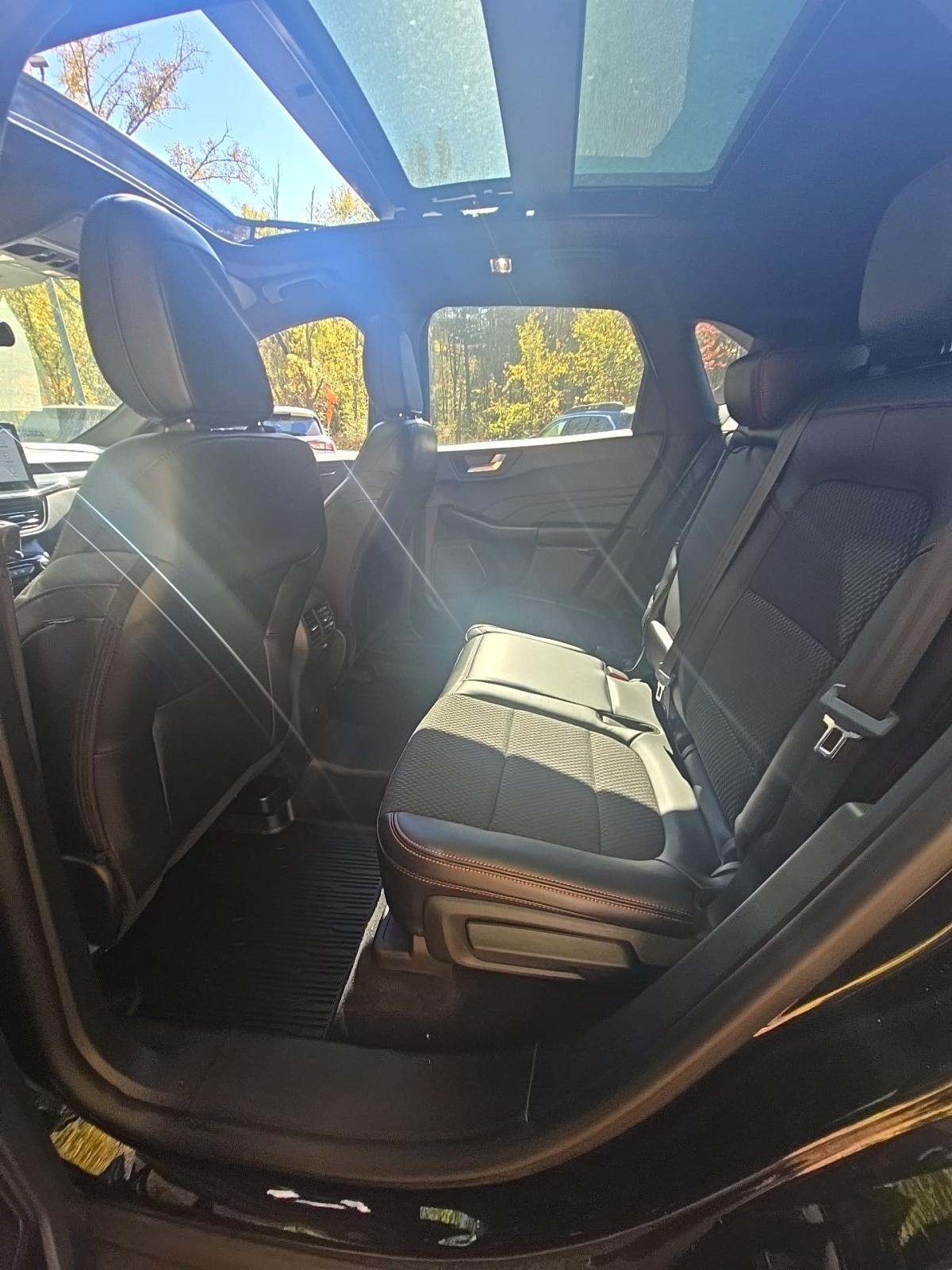 2023 Ford Escape ST-Line Select AWD