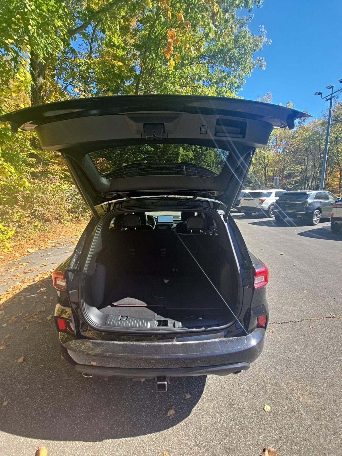 2023 Ford Escape ST-Line Select AWD