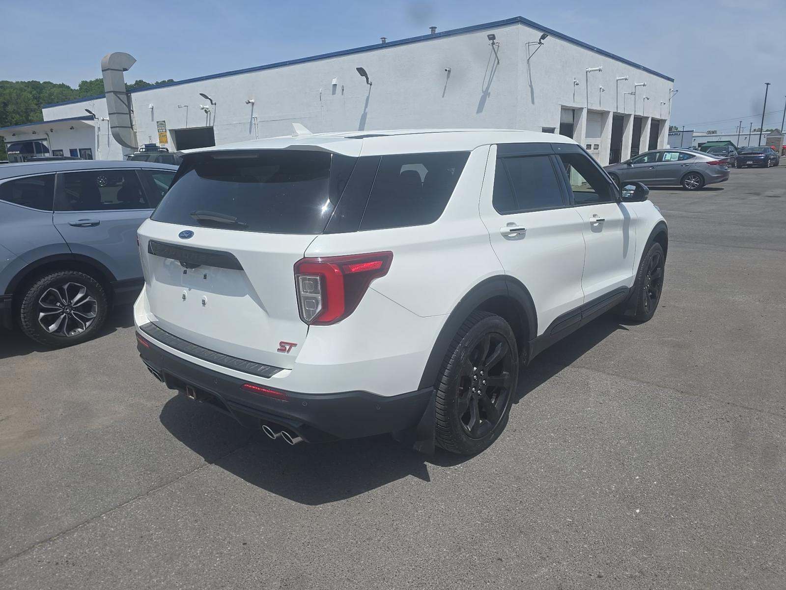 FORD EXPLORER - 3