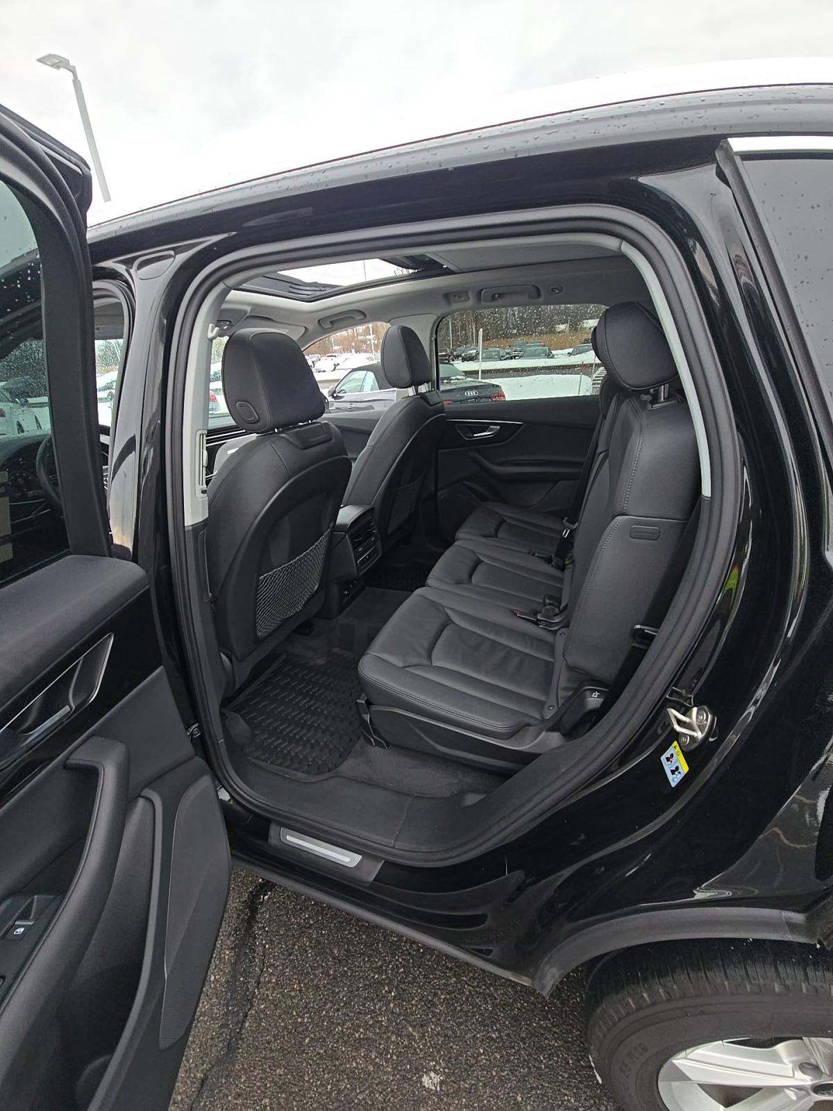 2023 Audi Q7 Premium AWD