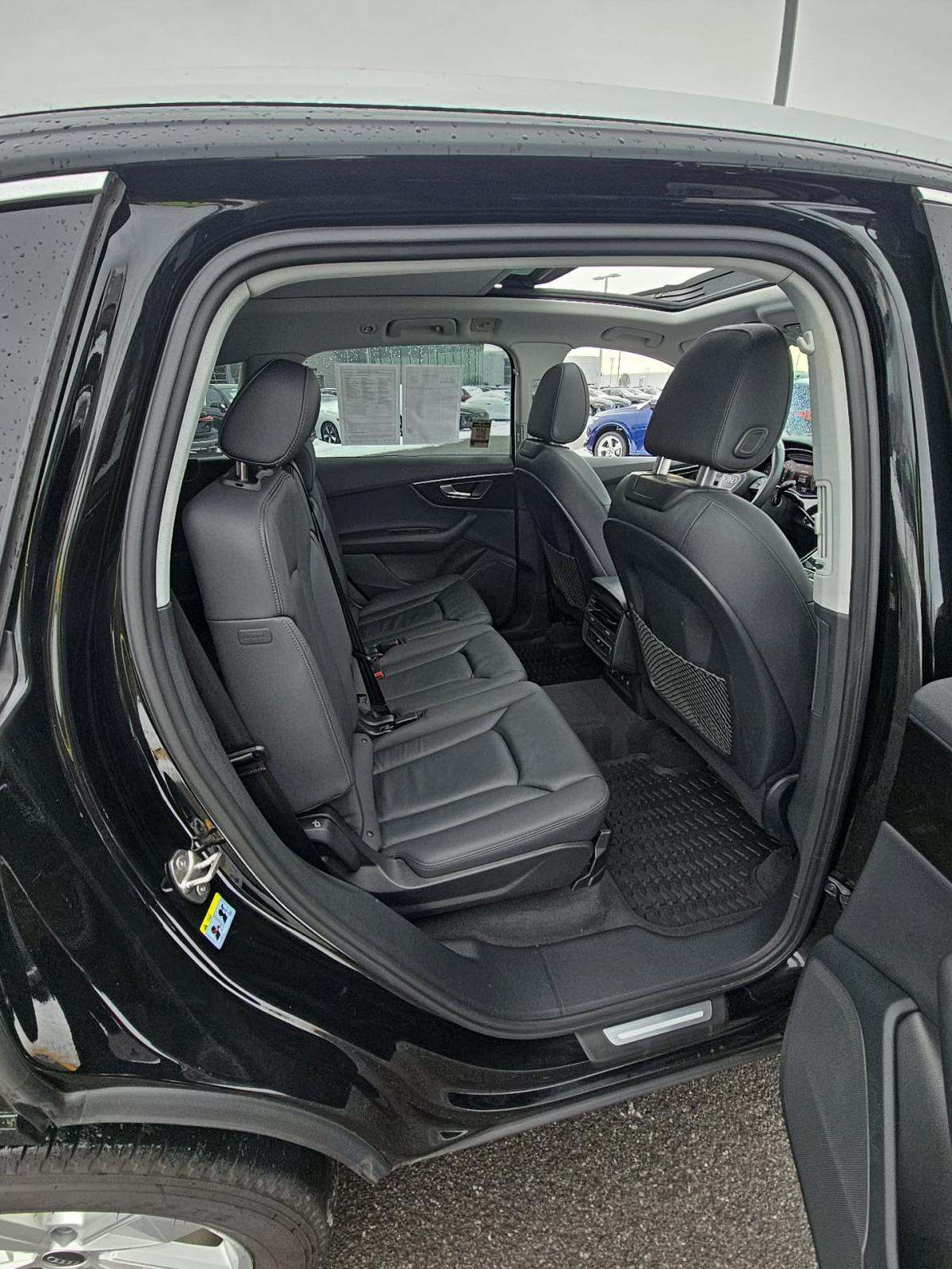 2023 Audi Q7 Premium AWD