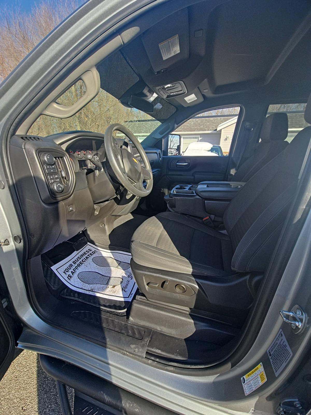 2024 Chevrolet Silverado 2500HD Custom AWD