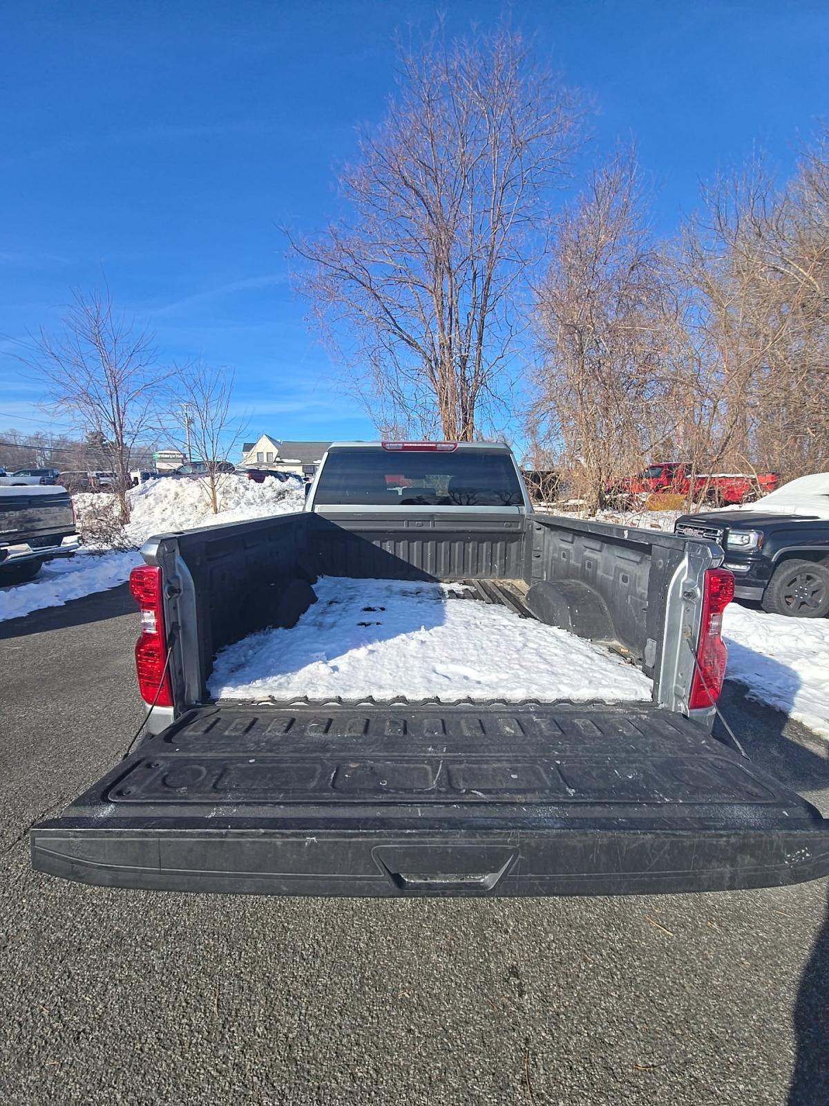 2024 Chevrolet Silverado 2500HD Custom AWD