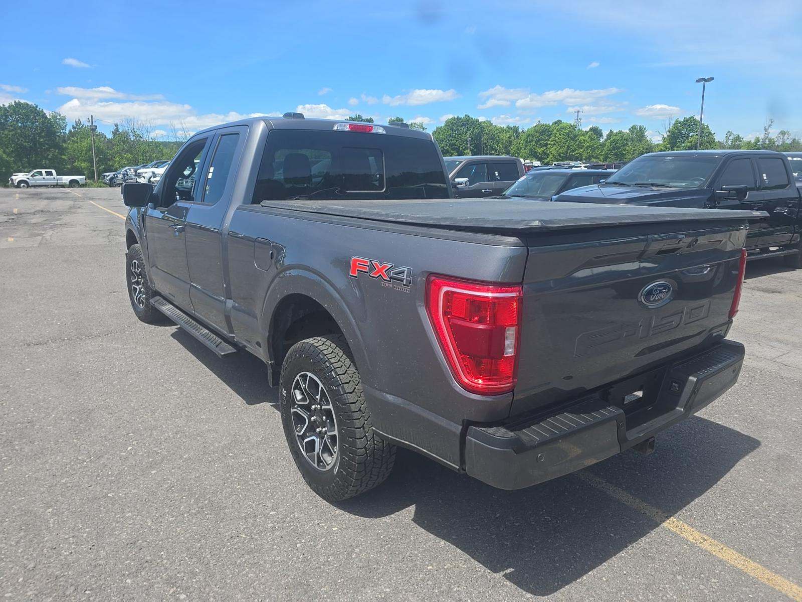 2022 Ford F-150 XLT AWD