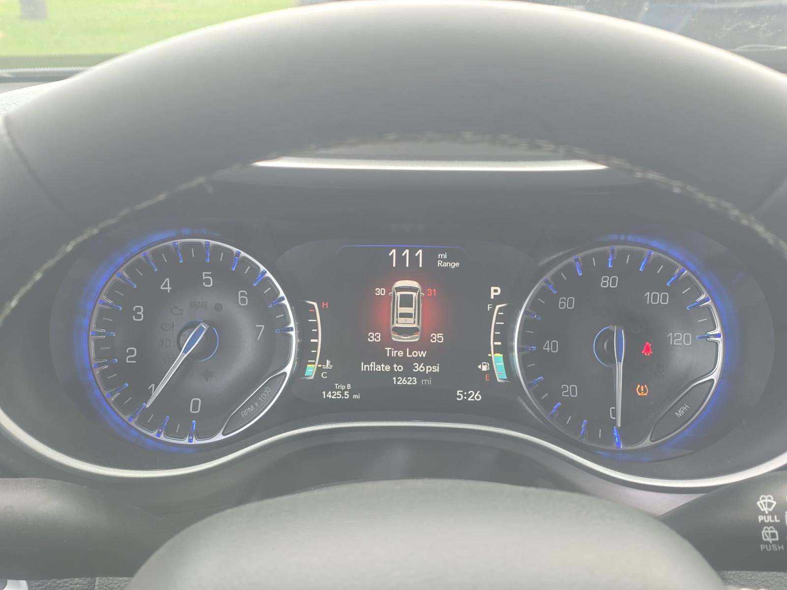 2025 Chrysler Pacifica Select FWD