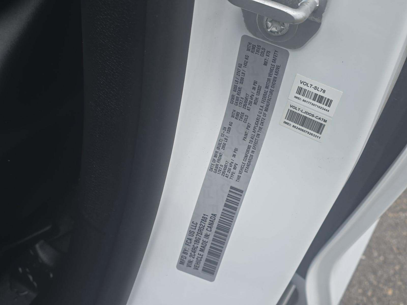 2025 Chrysler Pacifica Select FWD