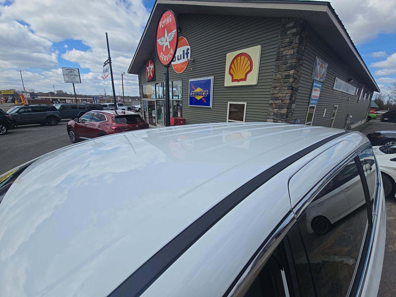 2025 Chrysler Pacifica Select FWD