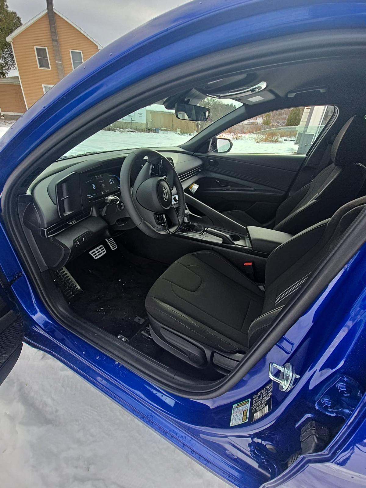 2025 Hyundai Elantra SEL Sport FWD