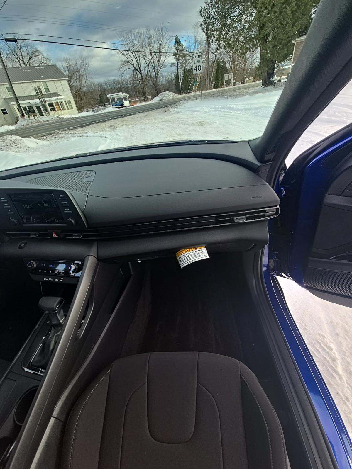 2025 Hyundai Elantra SEL Sport FWD