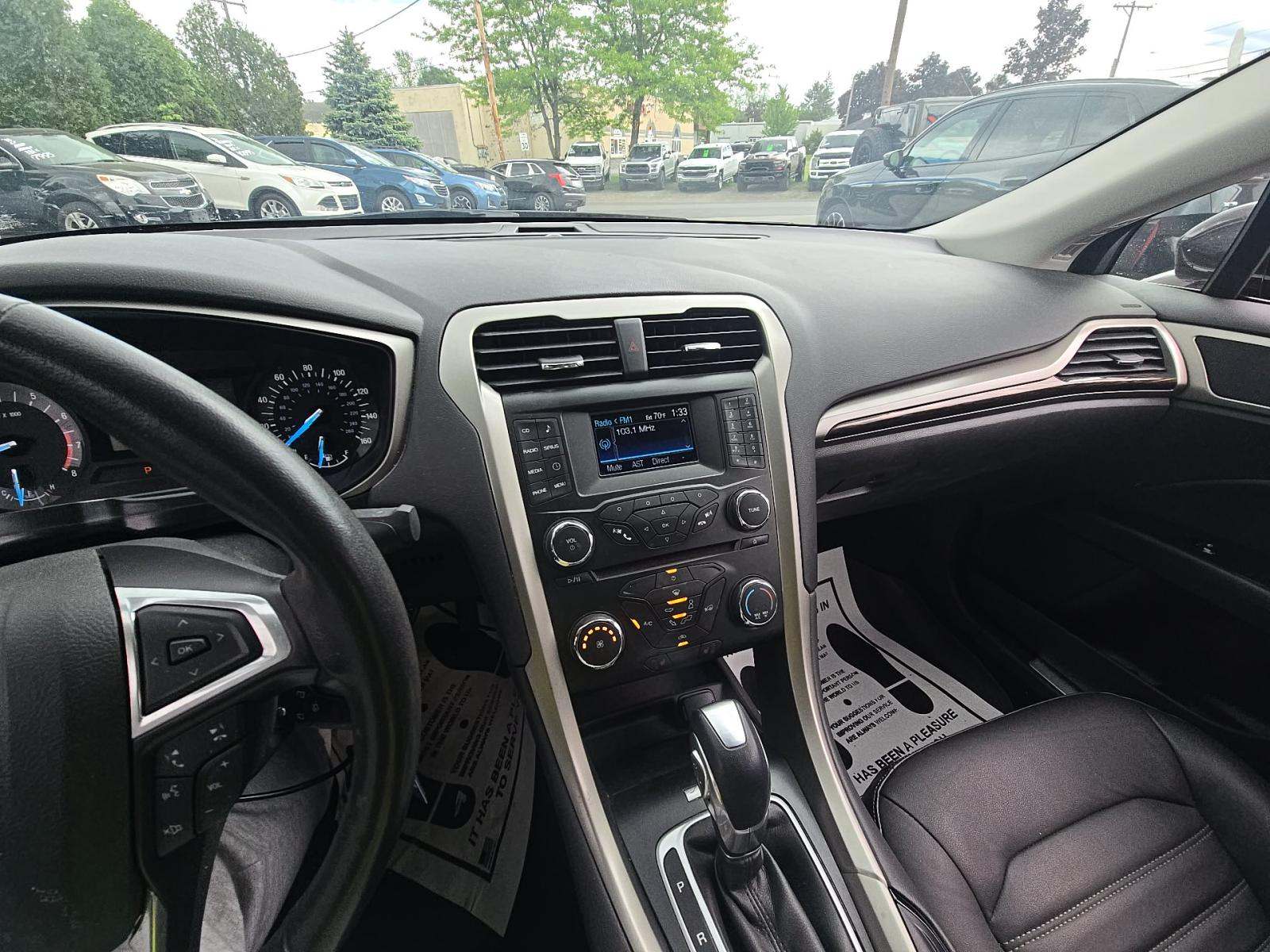 FORD FUSION - 10