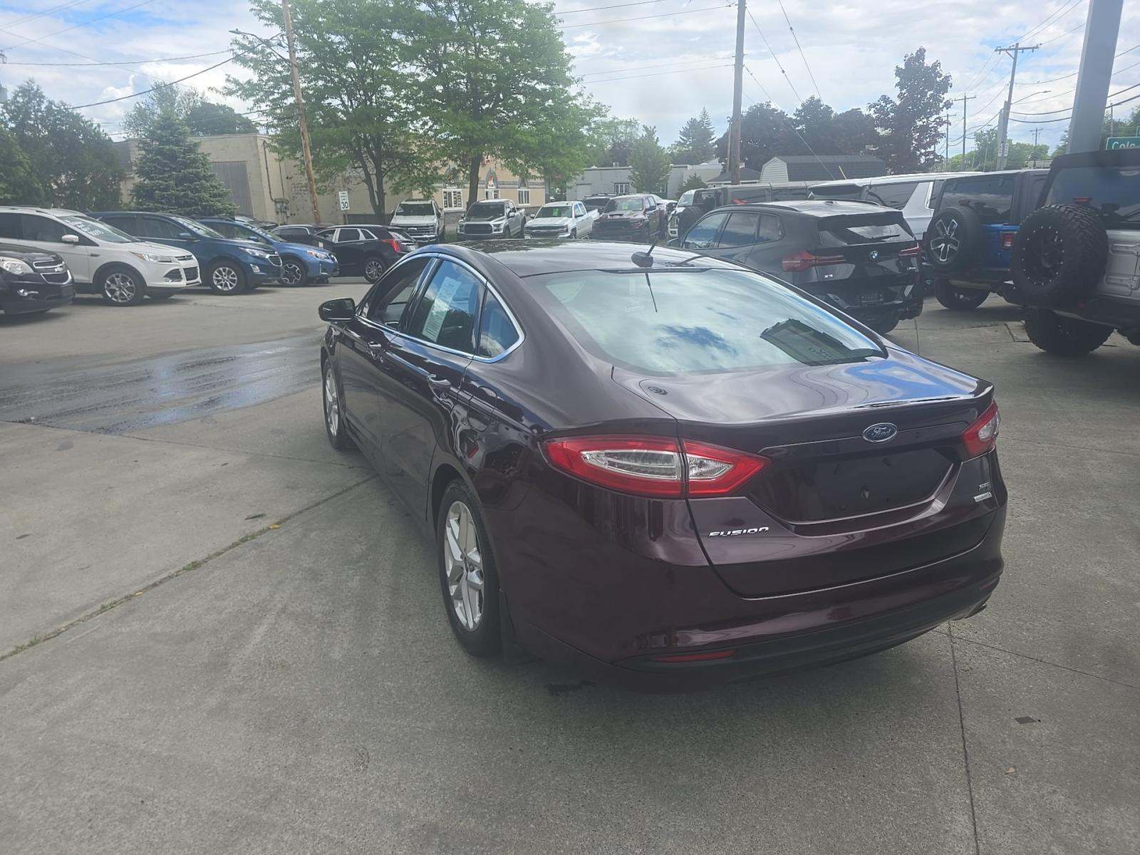 FORD FUSION - 2